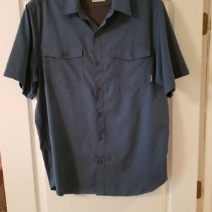 Columbia shirt large